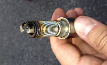 What Are The Symptoms Of Bad Spark Plugs