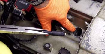 How Do You Remove A Seized Spark Plug From An Aluminium Head