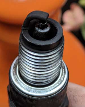 what causes carbon fouled plugs